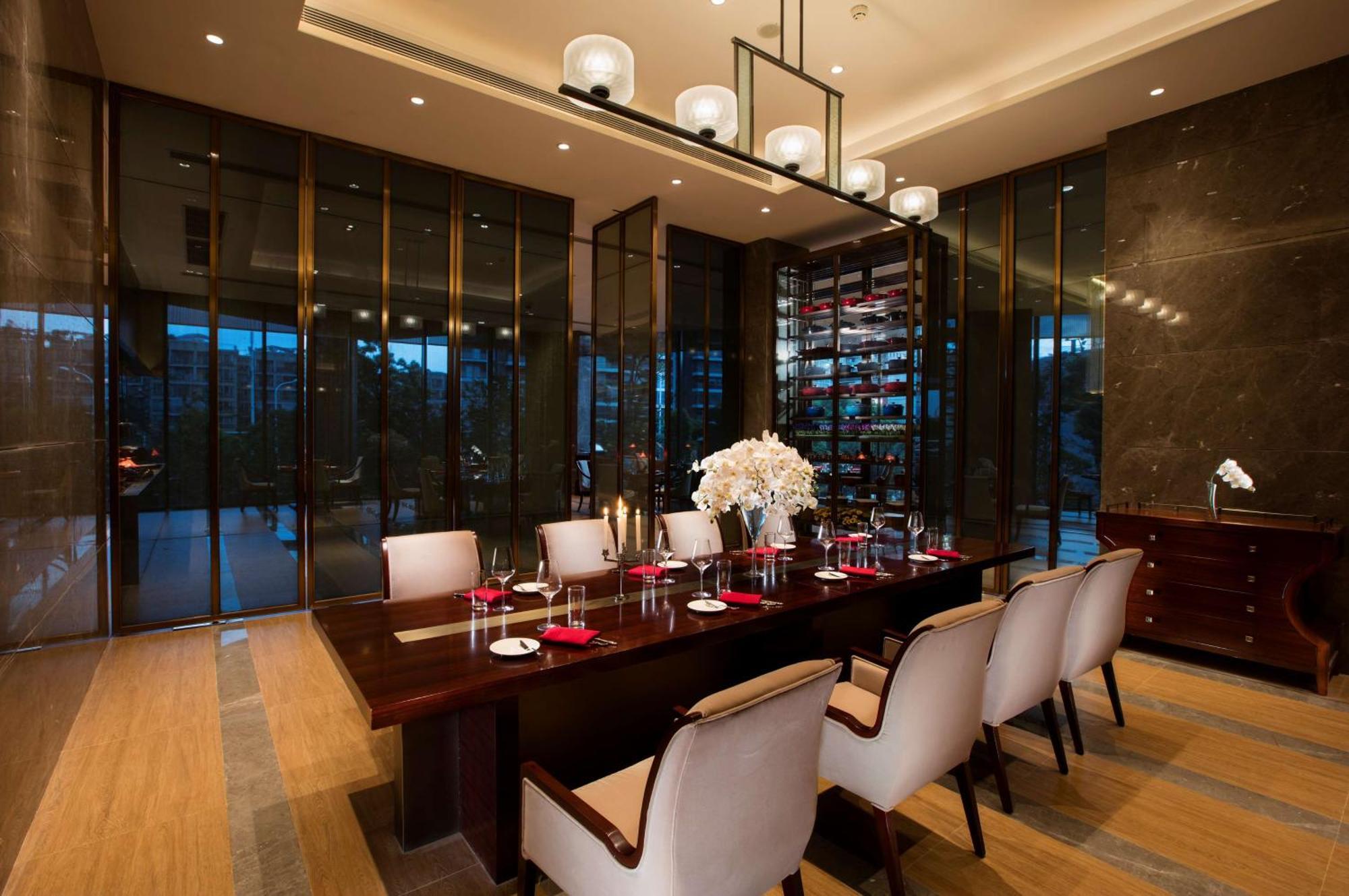 Hilton Wuhan Yangtze Riverside Dış mekan fotoğraf