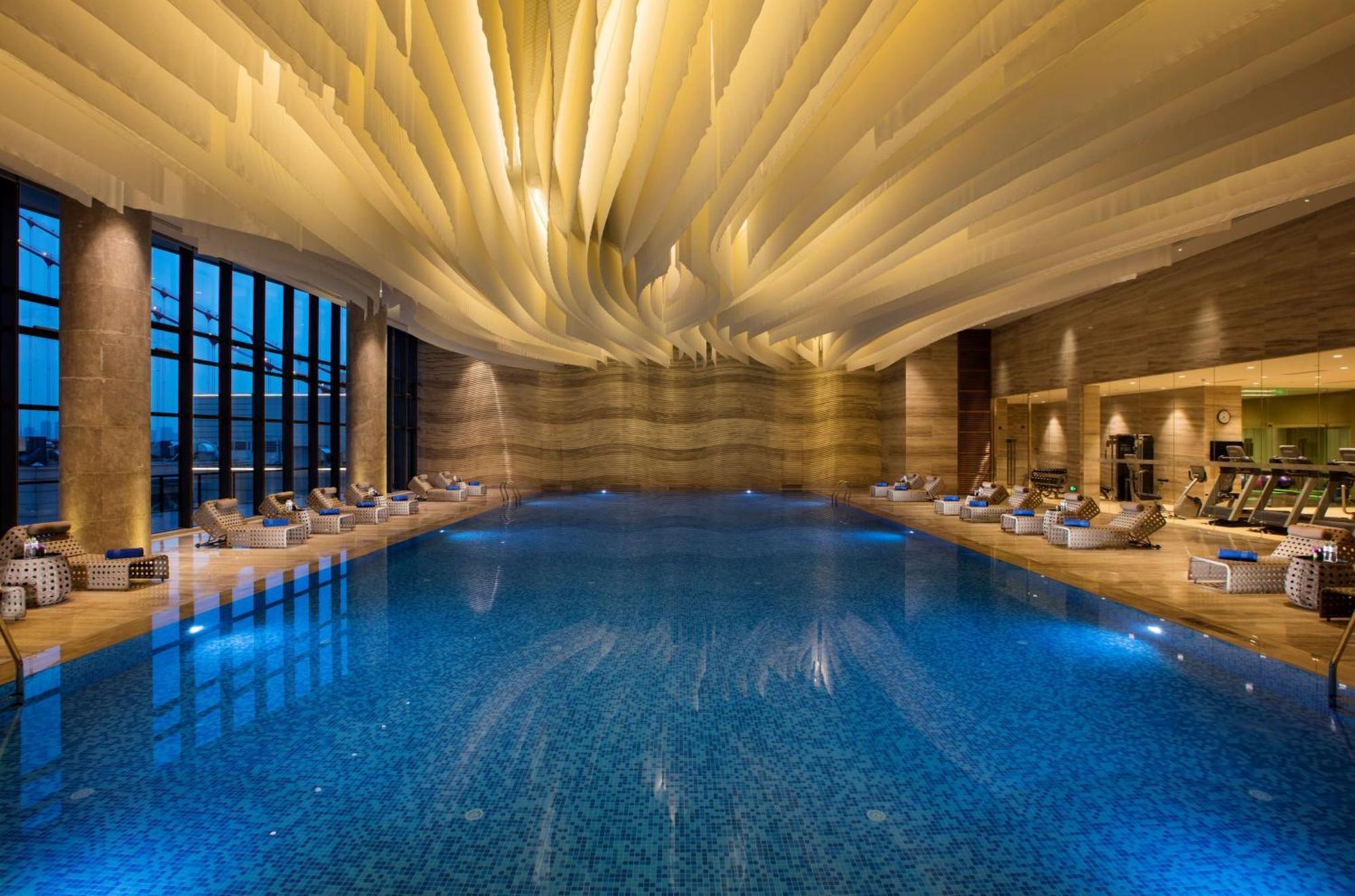 Hilton Wuhan Yangtze Riverside Dış mekan fotoğraf
