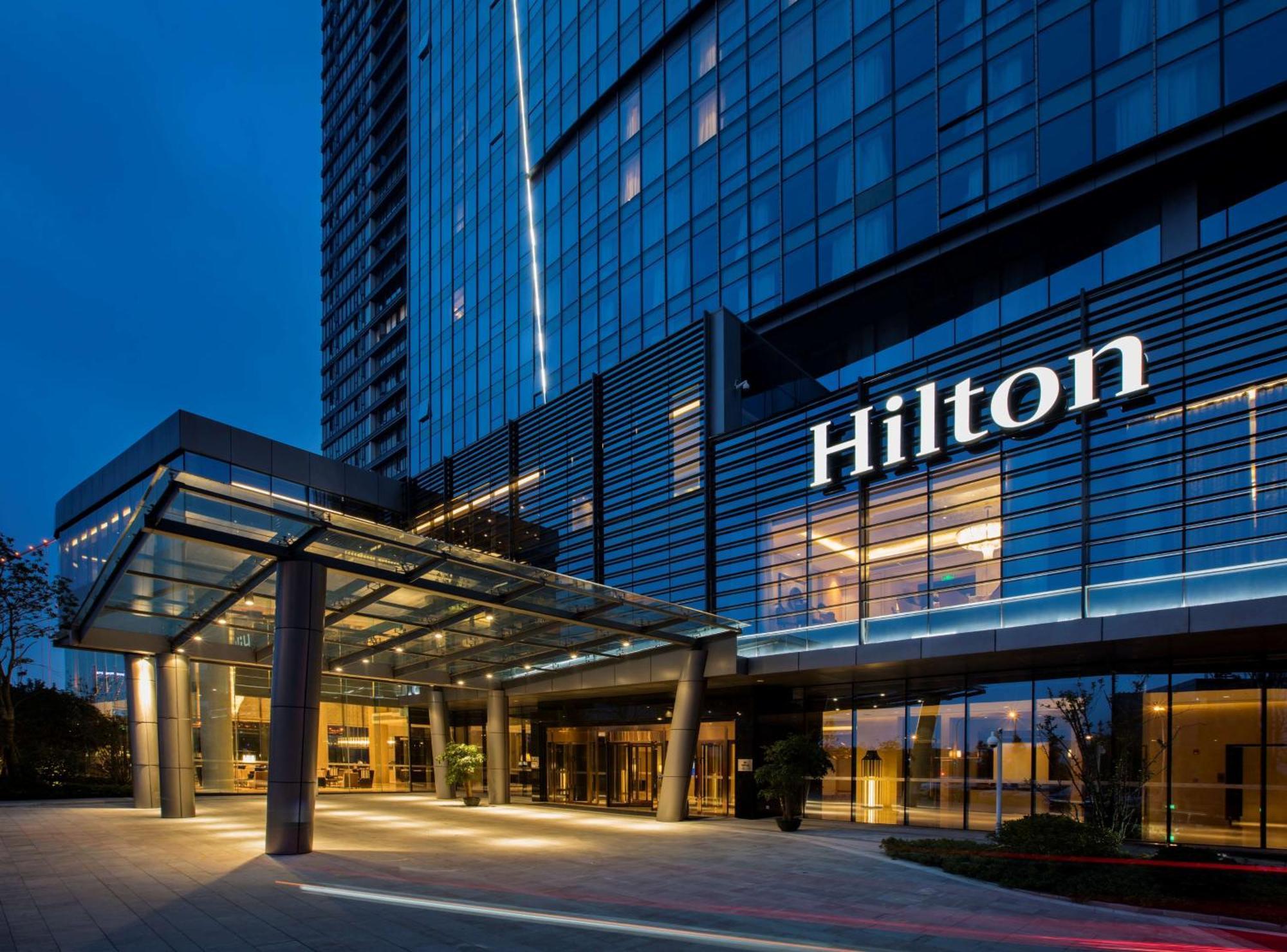 Hilton Wuhan Yangtze Riverside Dış mekan fotoğraf