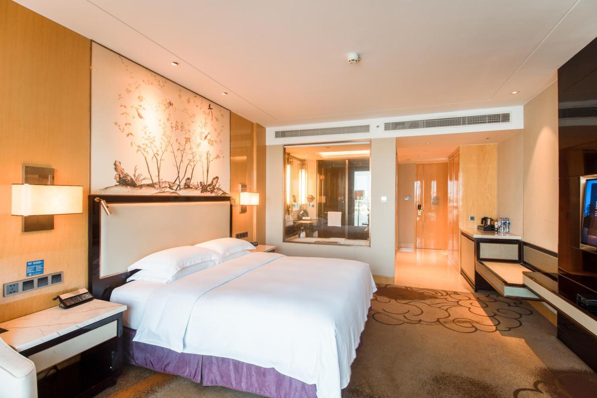 Hilton Wuhan Yangtze Riverside Dış mekan fotoğraf